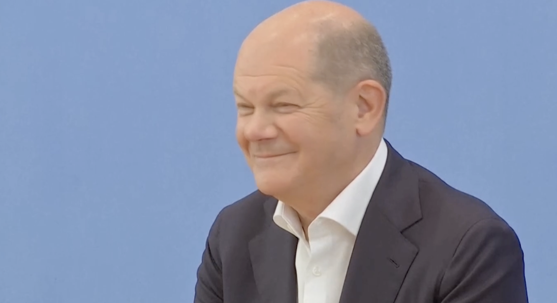 Kanzler Scholz Auf Sommer Pressekonferenz Ich War Vor 40 Jahren Das