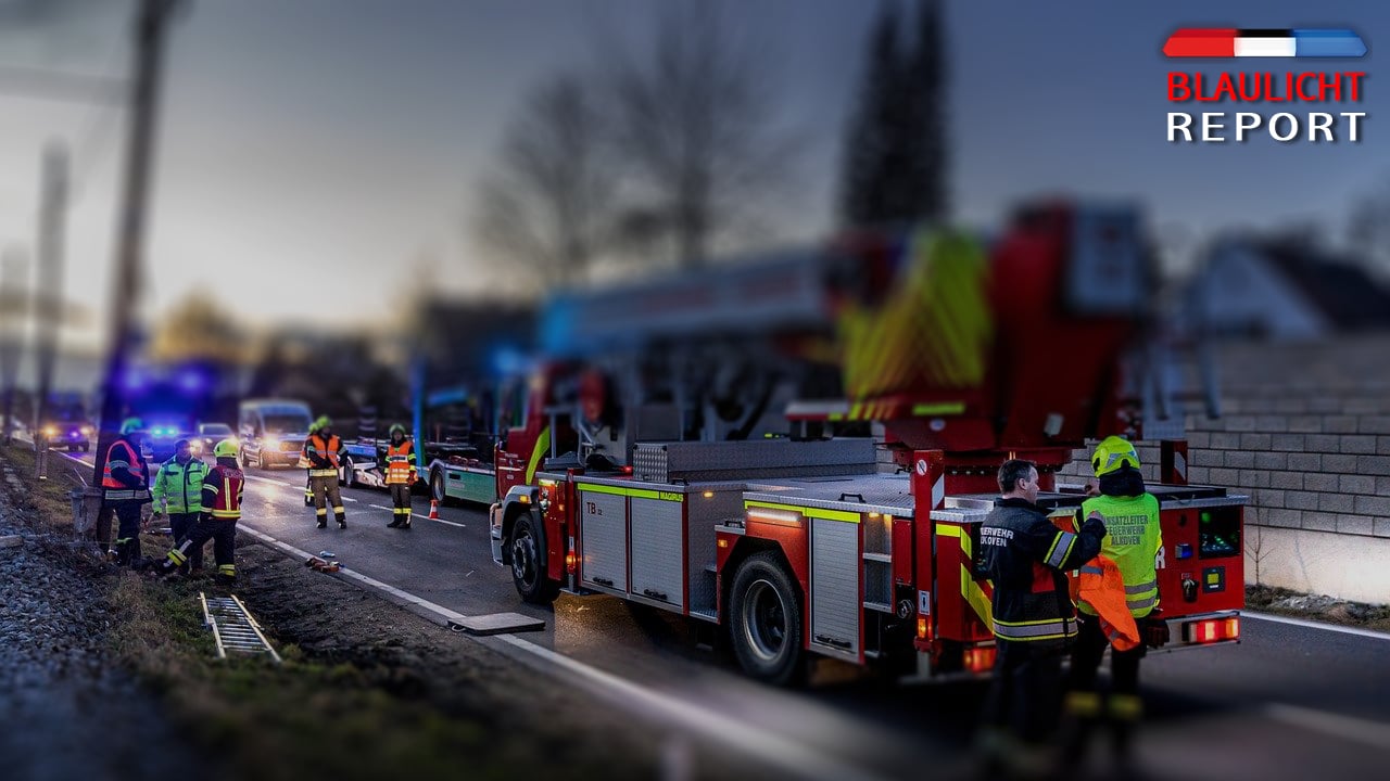 FEUERWEHR 4
