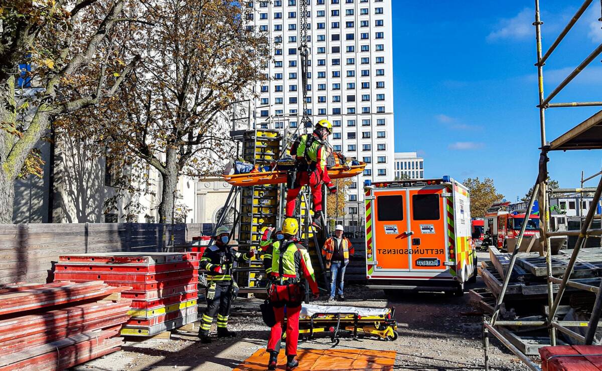 Bauarbeiter schwer verletzt