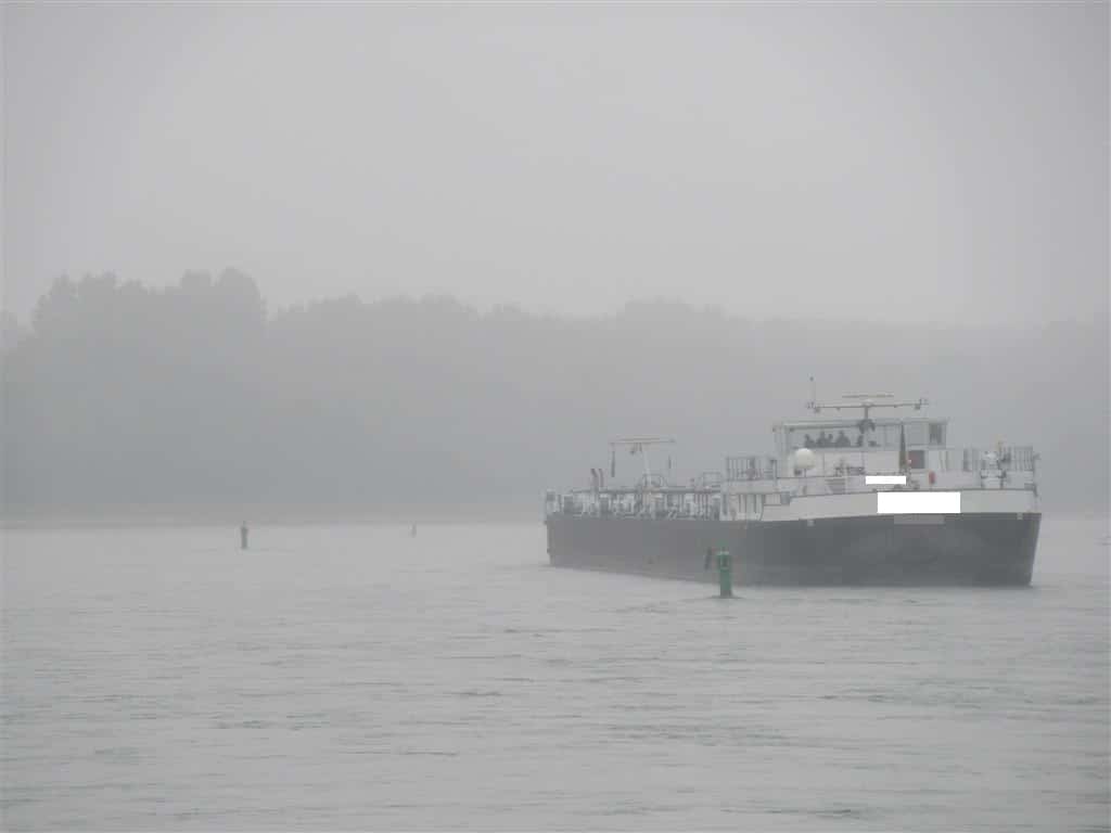 Festgefahrenes Tankschiff