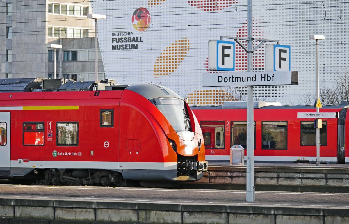dortmund-hbf-1260873_1920