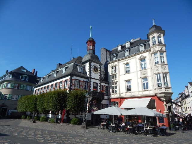 mayen-rathaus-marktplatz