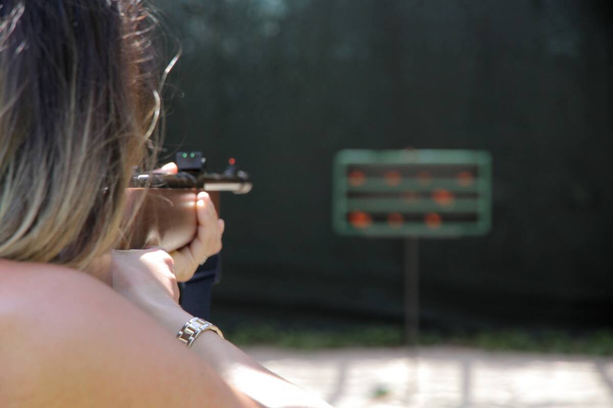 woman-2577104_1280