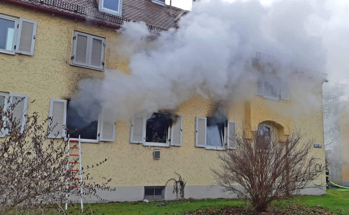 Ramersdorf: Brand in Abrisshaus