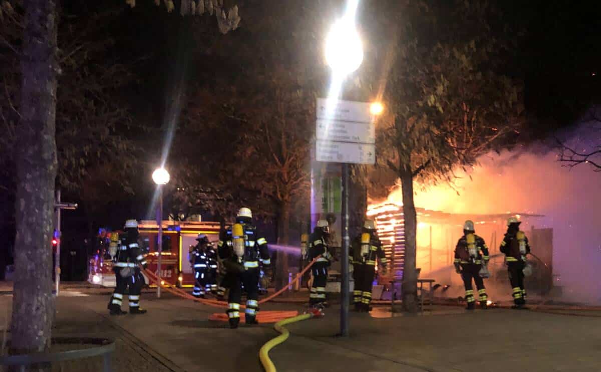 München: Imbiss in Vollbrand