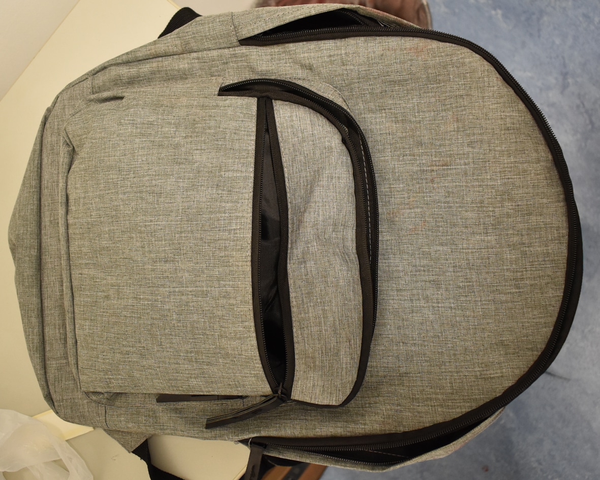 liegengebliebener Rucksack