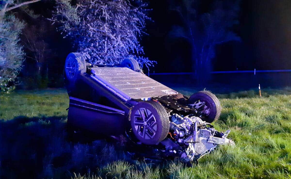 München: E-Call Notruf – Zwei Verletzte (A 99)