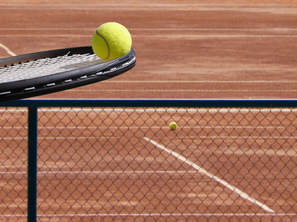Tennisplatz-1024x768
