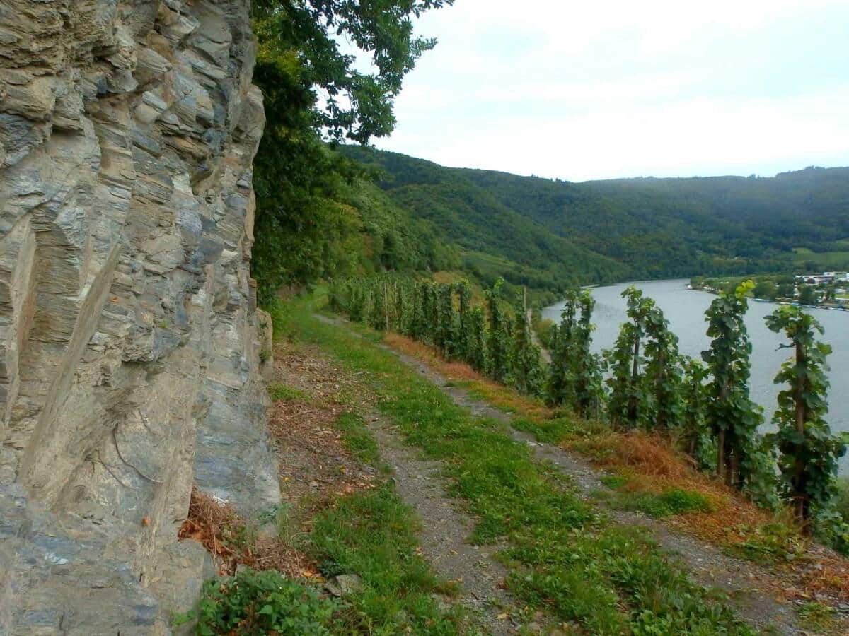 Wanderer im Klettersteig der “Mehringer Schweiz” abgestürzt