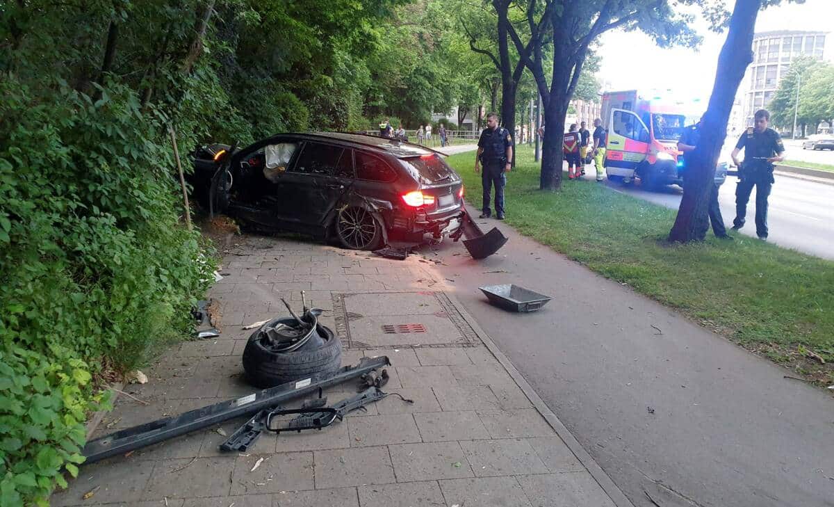 Drei Verletzte nach Verkehrsunfall (Giesing)
