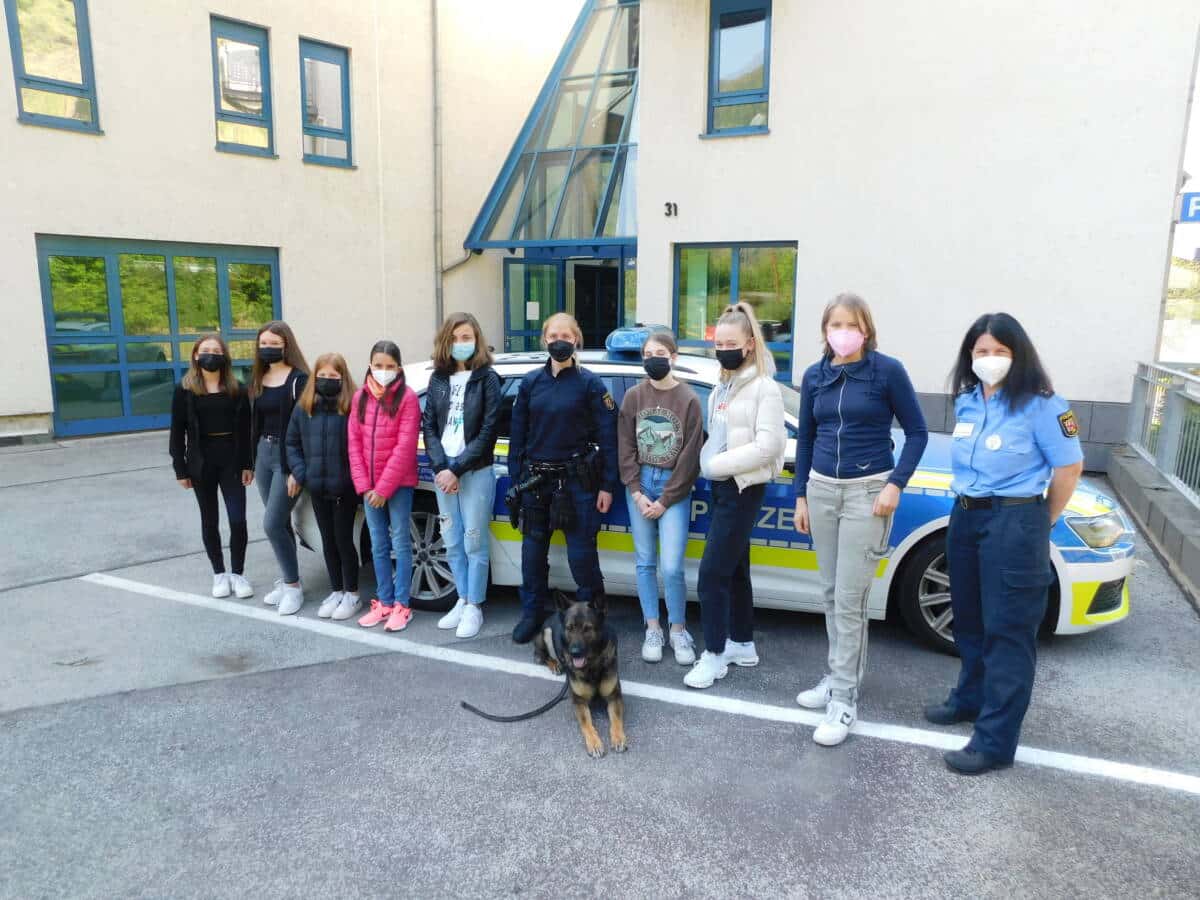 Besuch der Polizeihundestaffel Koblenz