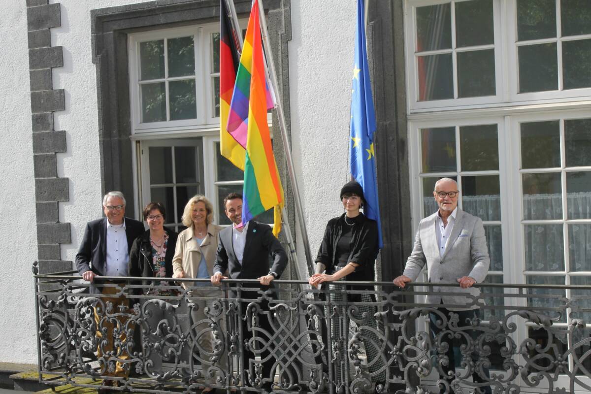Regenbogenfahne2022