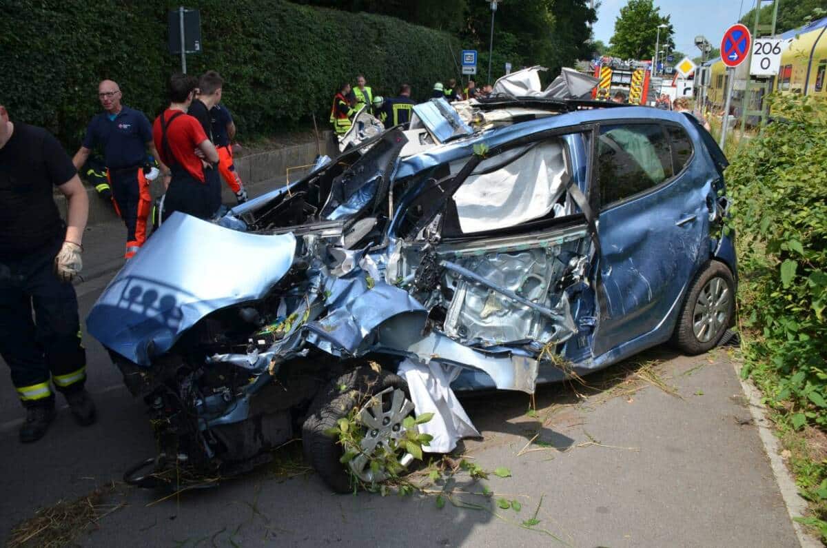 völlig zerstörter Hyundai