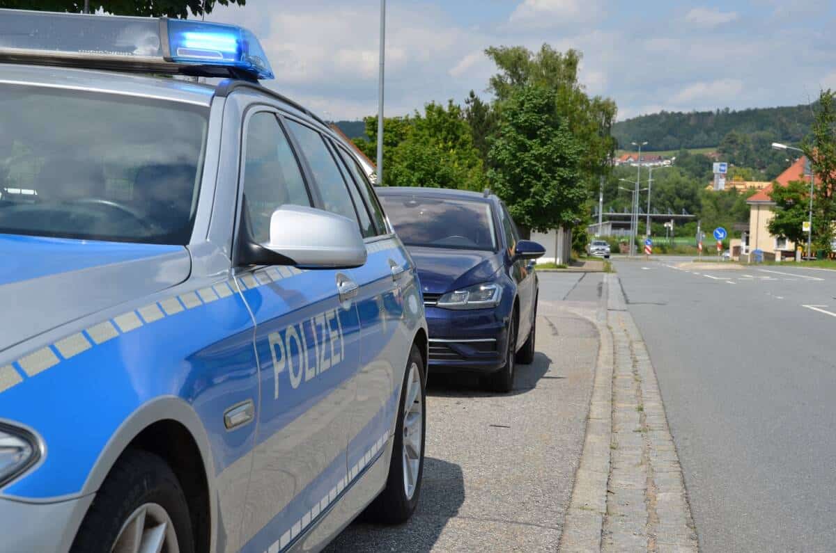 SymbolfotoBundespolizei_GrenzübergangFahrzeugkontrolle