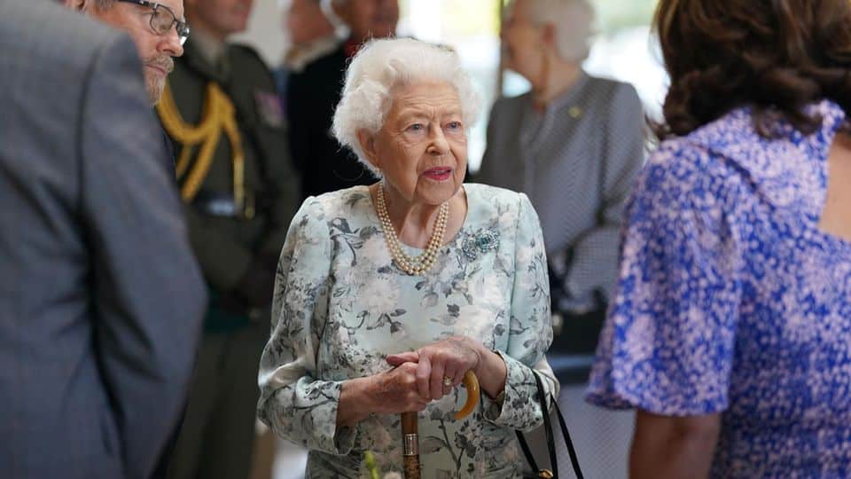 queen-elizabeth-