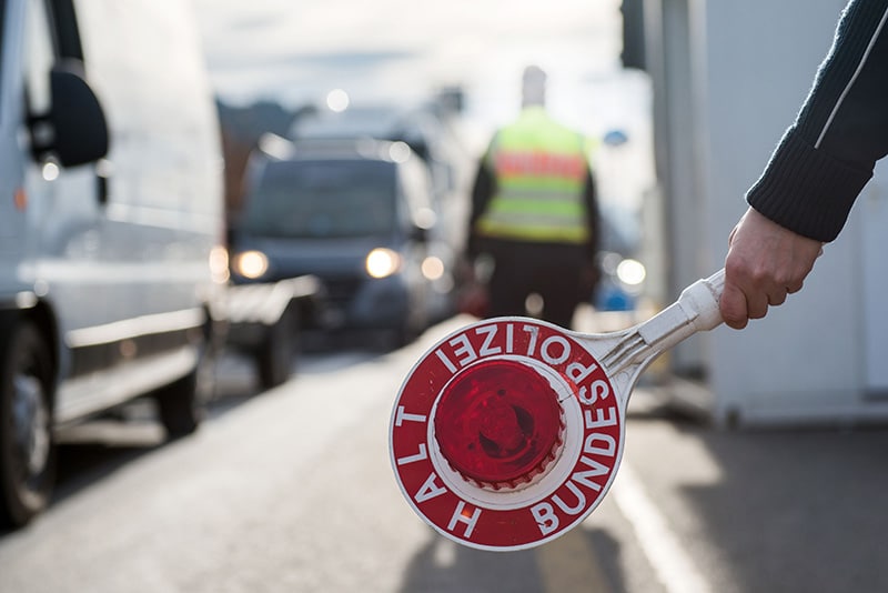 Kontrollstelle_Autobahn_Kelle