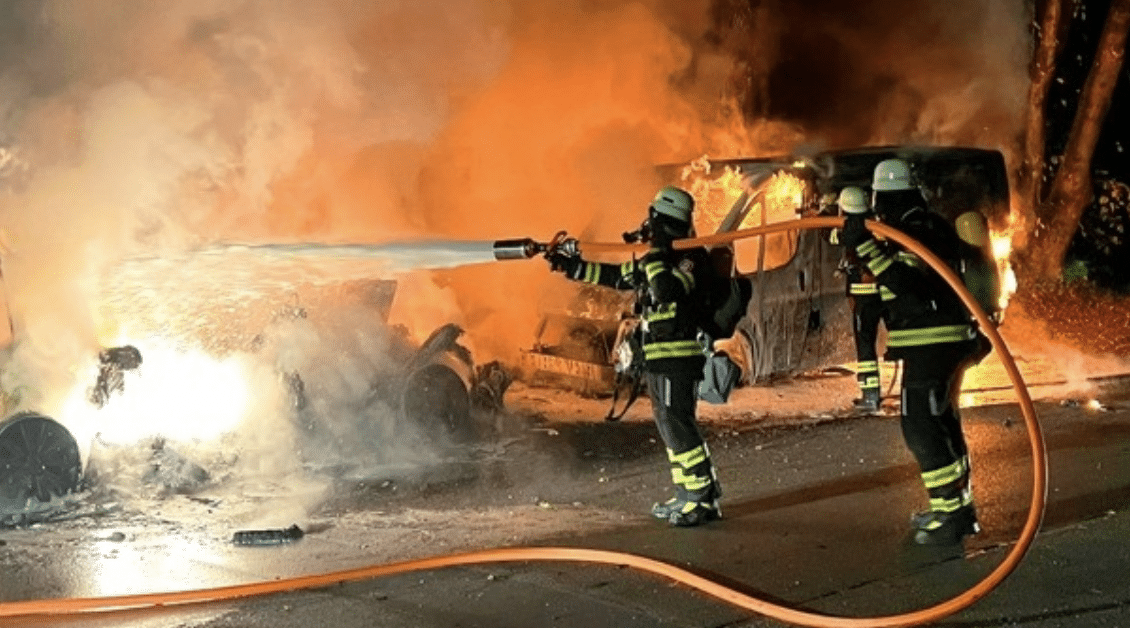 PKW Brand Feuer