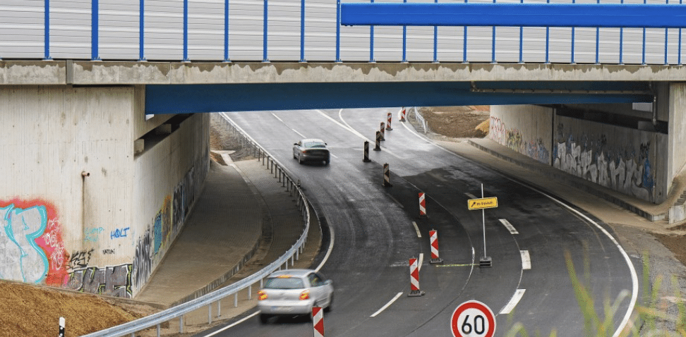 448 Autobahn Brücke