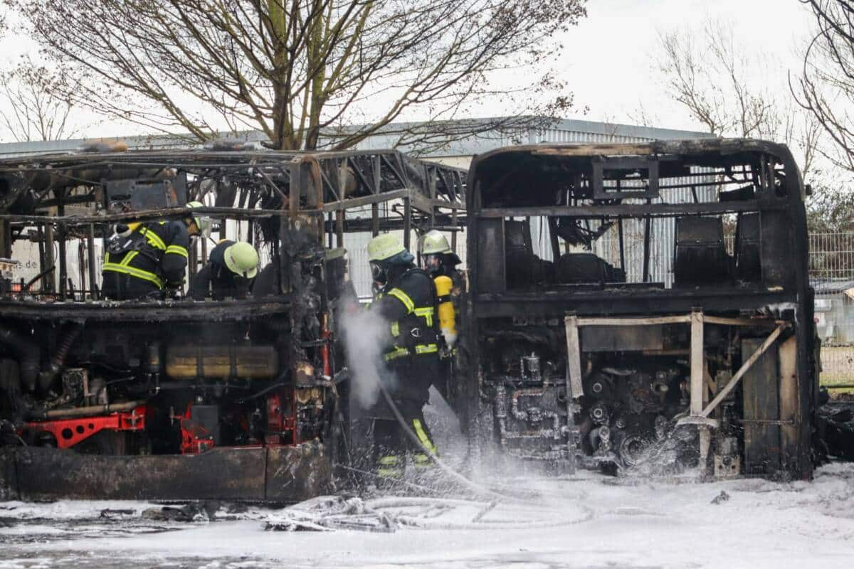 Großbrand Koblenz Bus Linienbusse Brandstiftung