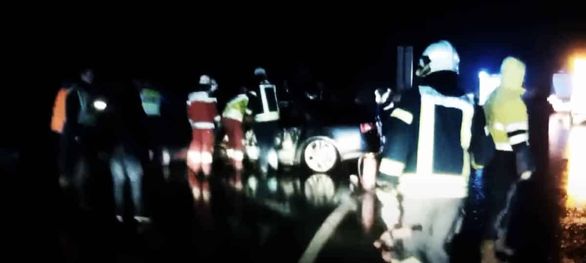 autobahn - einsatz - feuerwehr - unfall