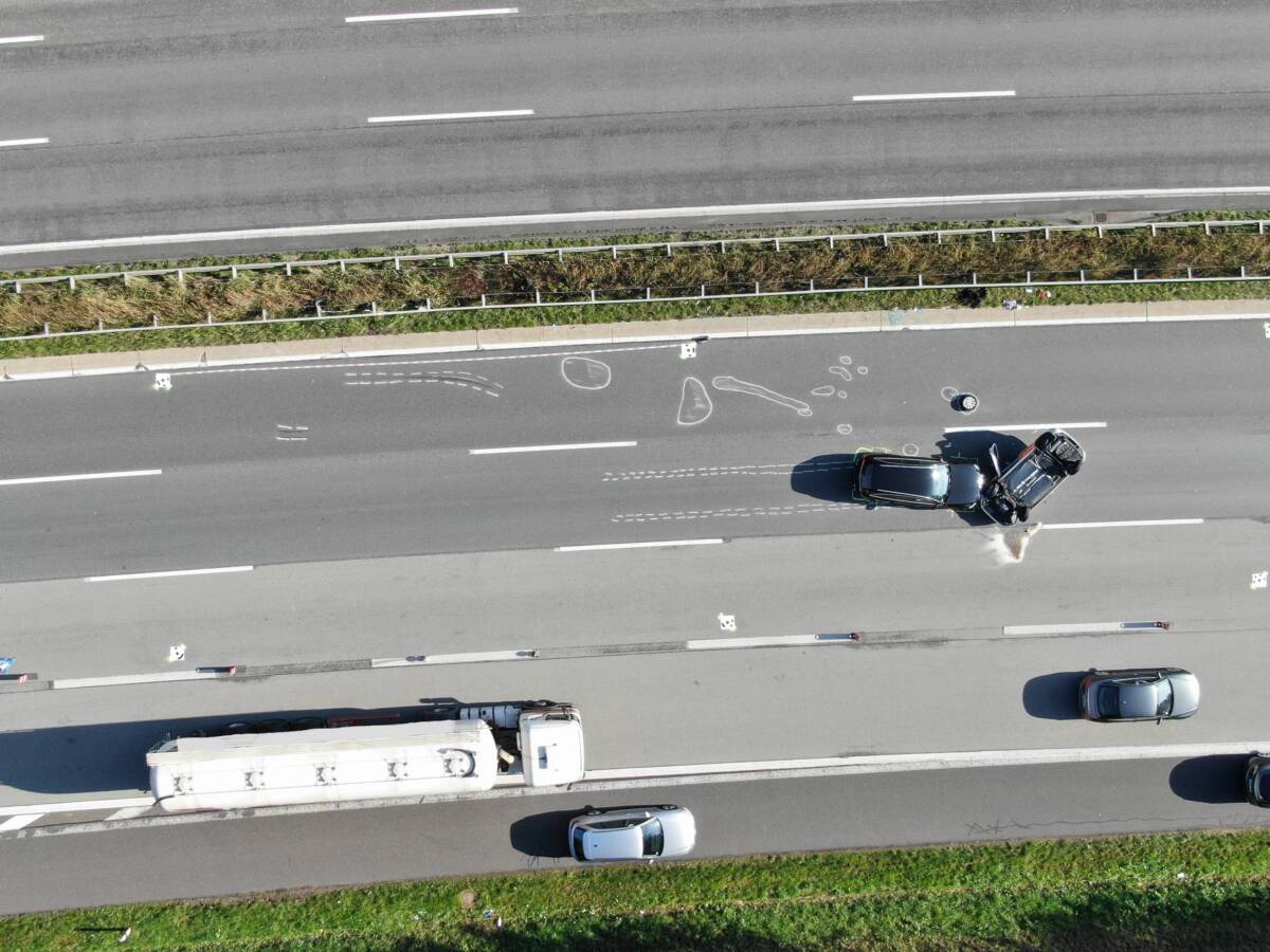 Spurendokumentation nach PKW-Unfall auf der BAB 3