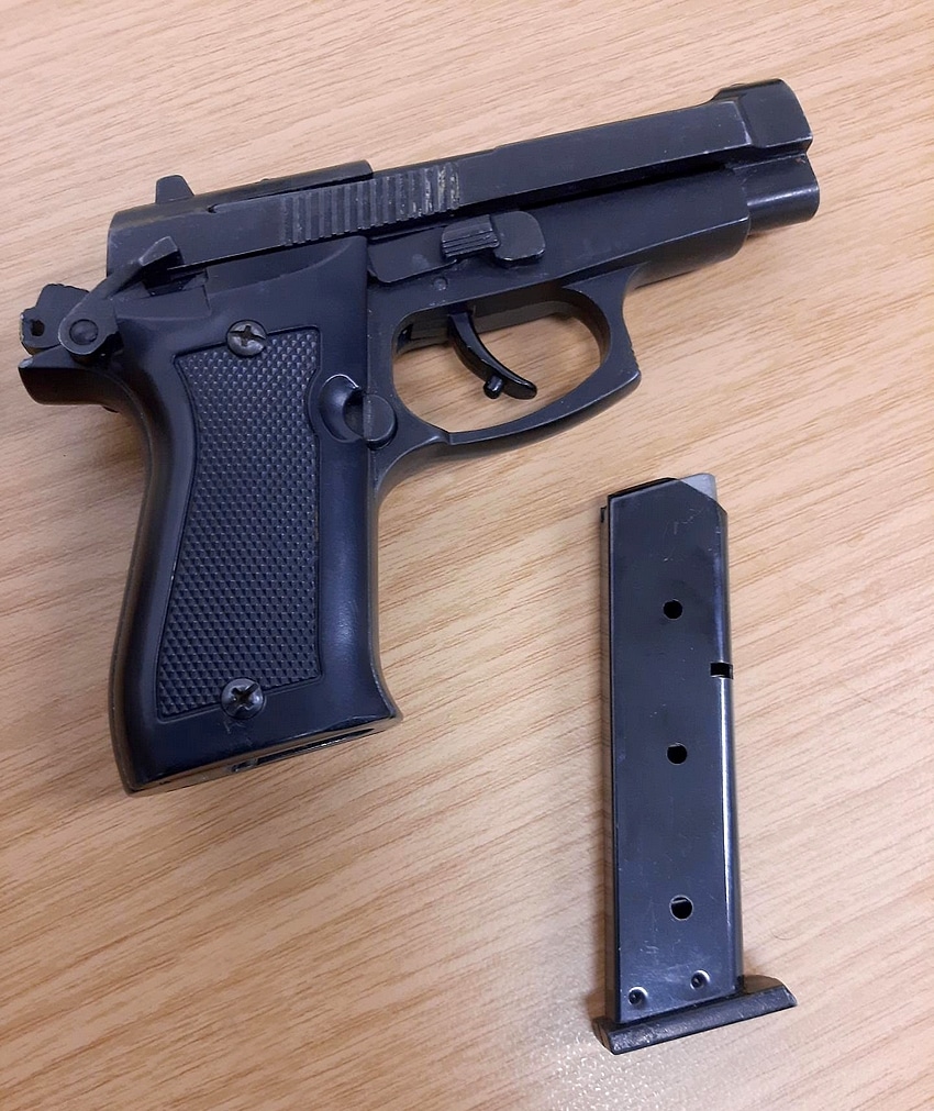 230313_Schreckschusspistole