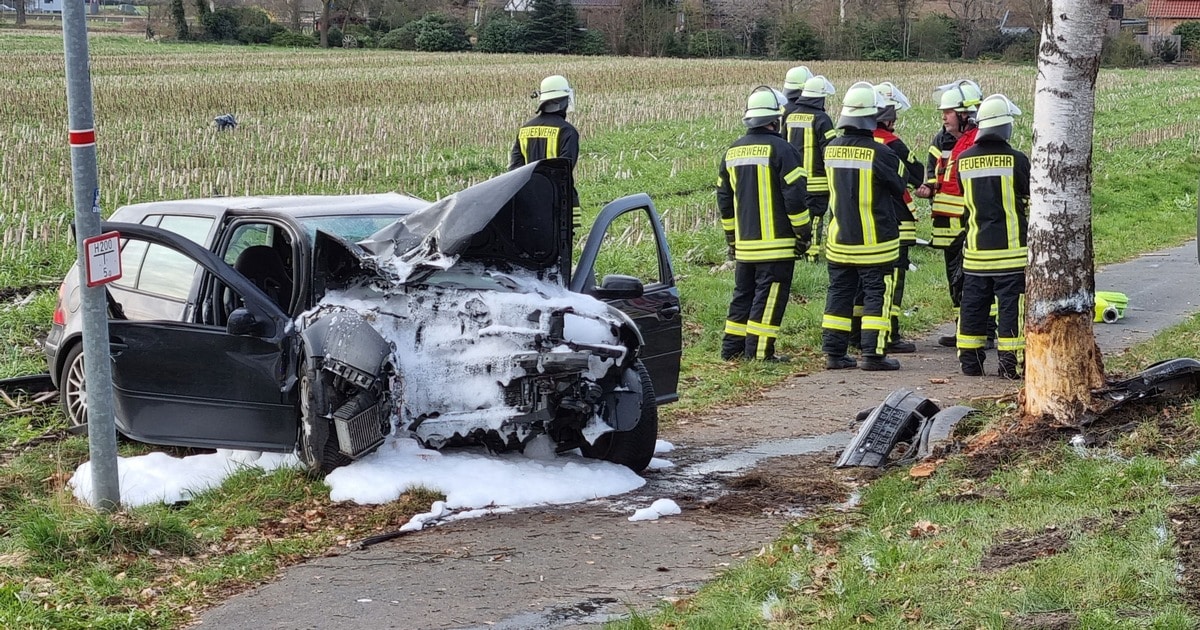 Unfallfahrzeug an der Unfallstelle
