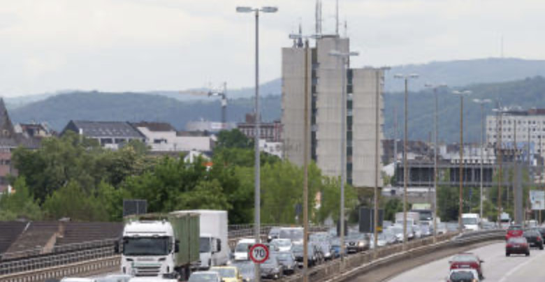 Schwerer Unfall Auf Europa Brücke In Koblenz