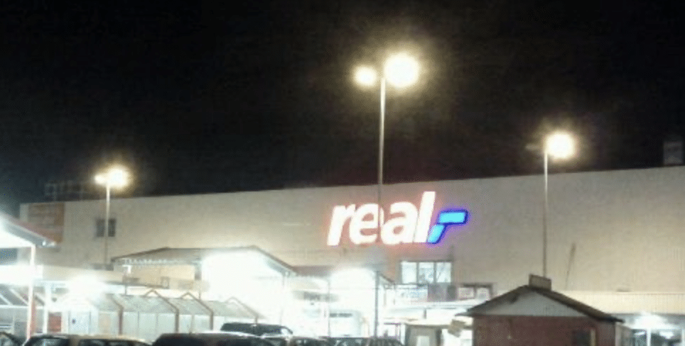 Real Parkplatz
