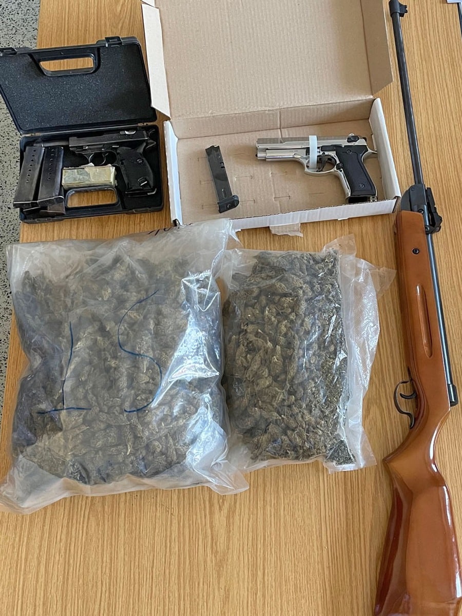 Waffen und Betäubungsmittel