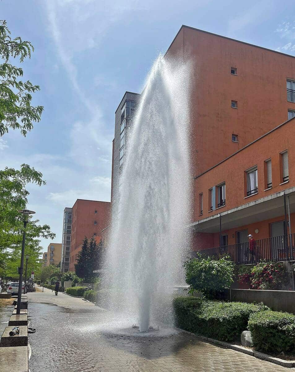 8 Meter Wasserfontaine in München