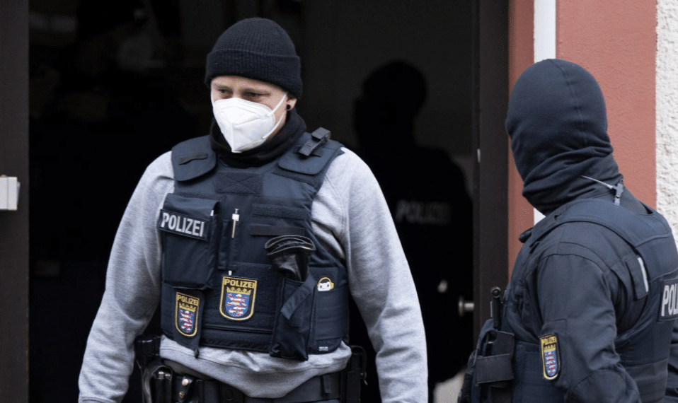 Razzia Polizei