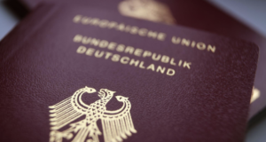 deutscher pass für Ausländer Faeser