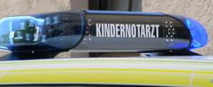Kleinkind verschluckt magnetischen Baustein