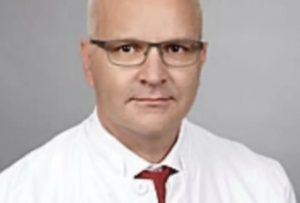 Dr Steffen Braun