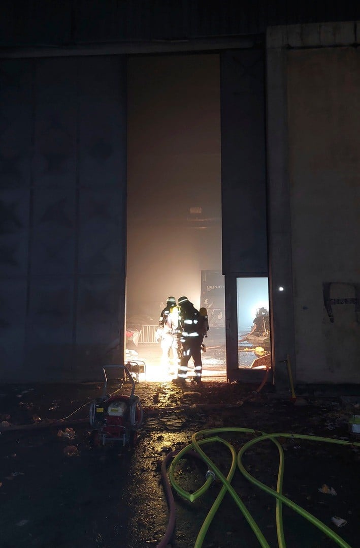 Brand in stillgelegtem Werksgelände (Obersendling)