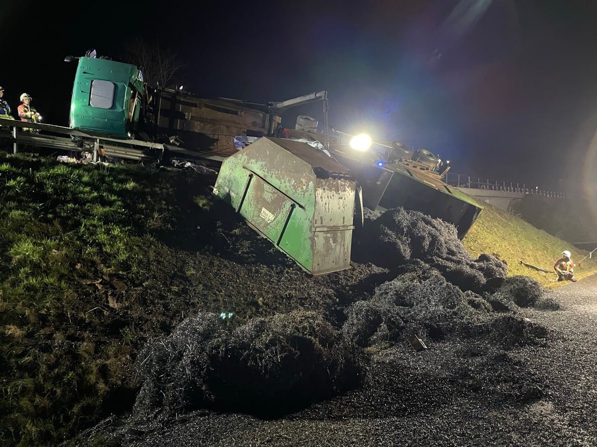 LKW-Unfall auf Bundesstraße 41