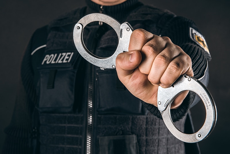 Bundespolizei vollstreckt vier Haftbefehle