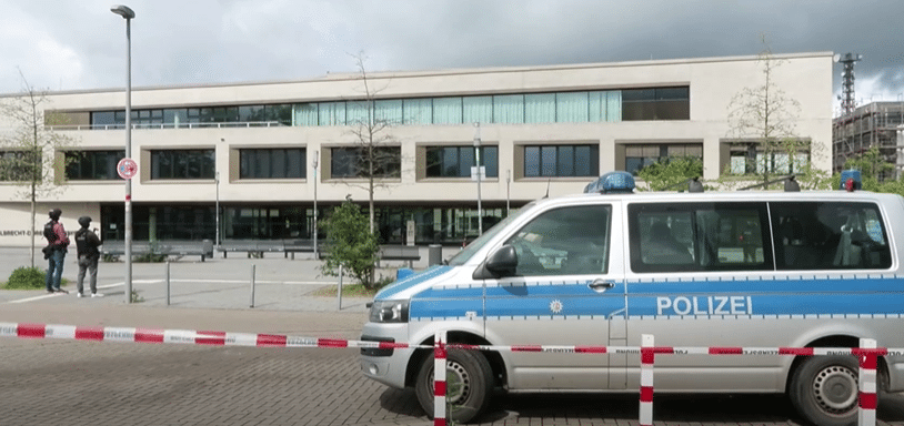 Dรผsseldorf Schule Polizei