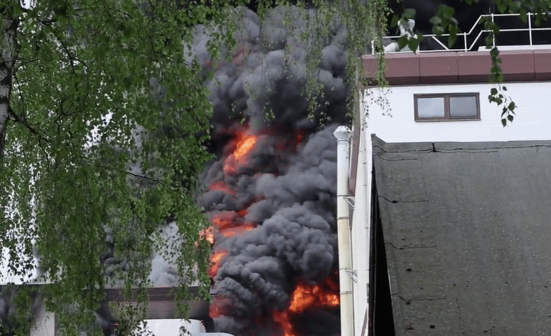 Feuer berlin Großbrand