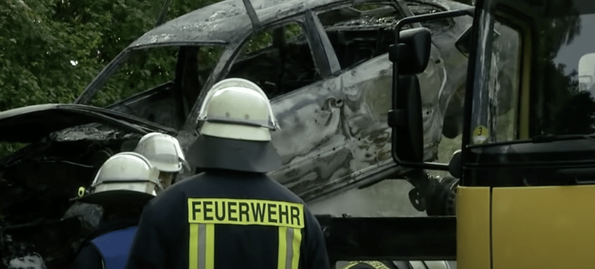 Feuerwehr-PKWbrand-2