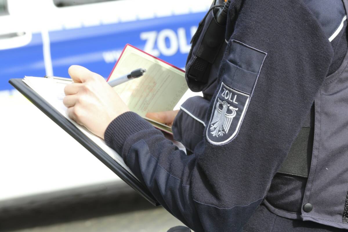 Leistungsbetrüger Zoll