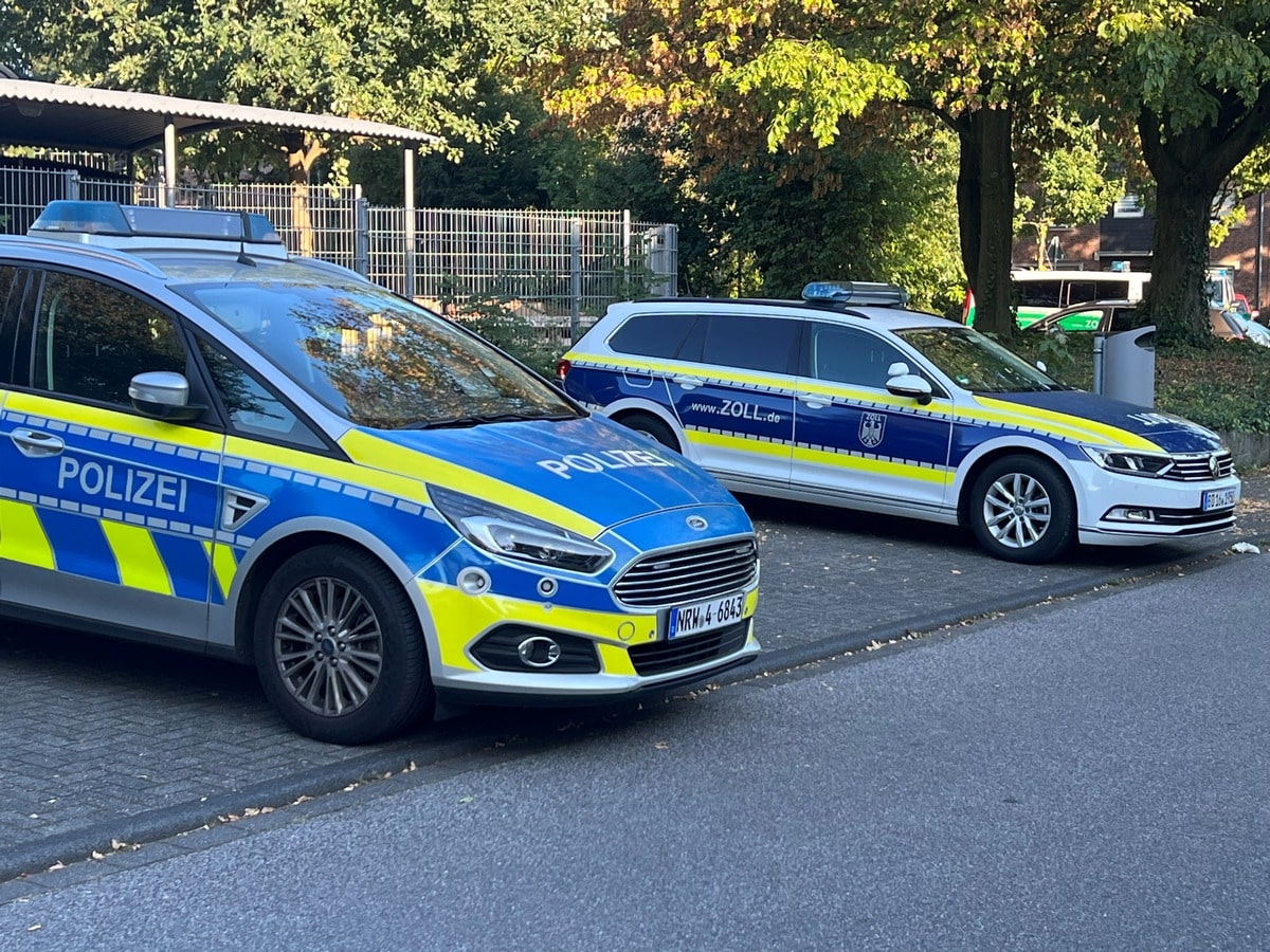 Krefeld. Zoll. Schwarzarbeit