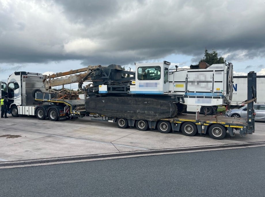 Bielefeld 77 Tonnen schwerer lkw gestoppt