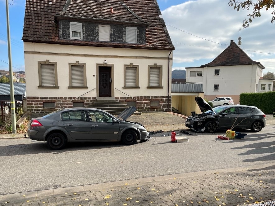 Frontalzusammenstoß