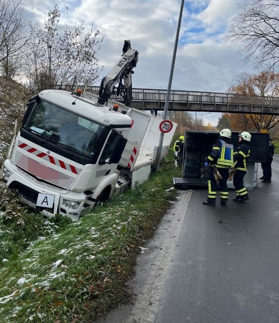 LKW gegen Brücke Iserlohn