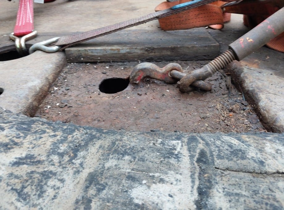 Mängel Schwertransporter