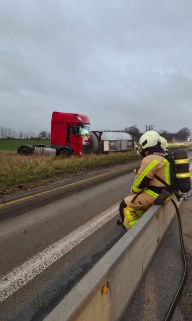 Grevenbroich  LKW Unfall NRW