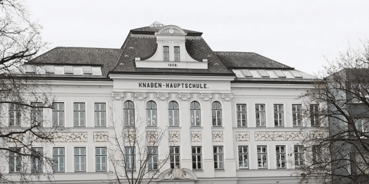 Schule Leiche Mumie