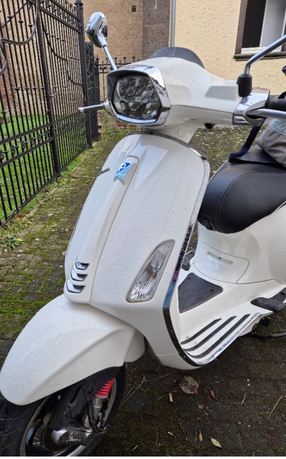 Ochtendung entwendeter Vespa Roller